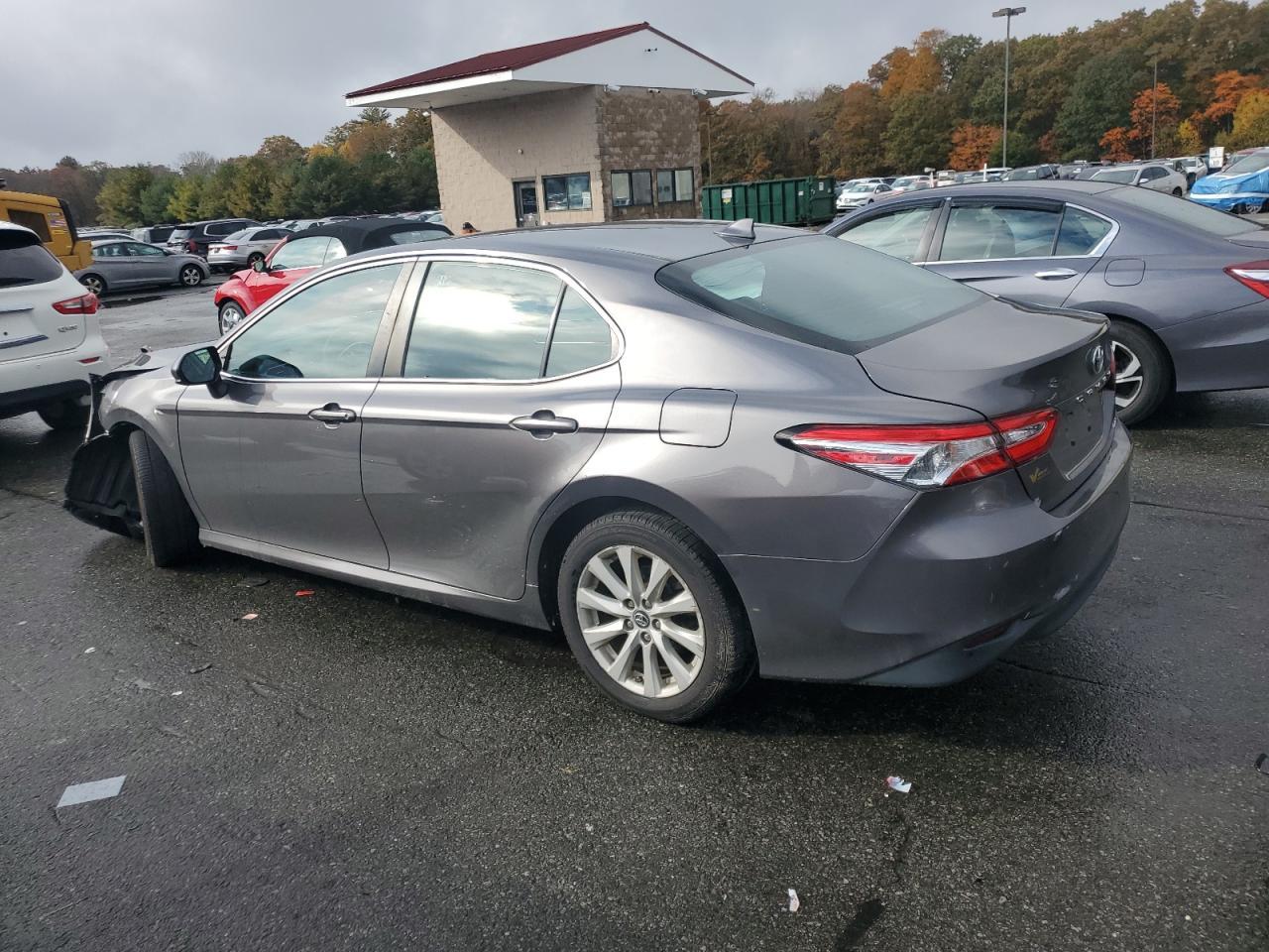 2019 TOYOTA CAMRY