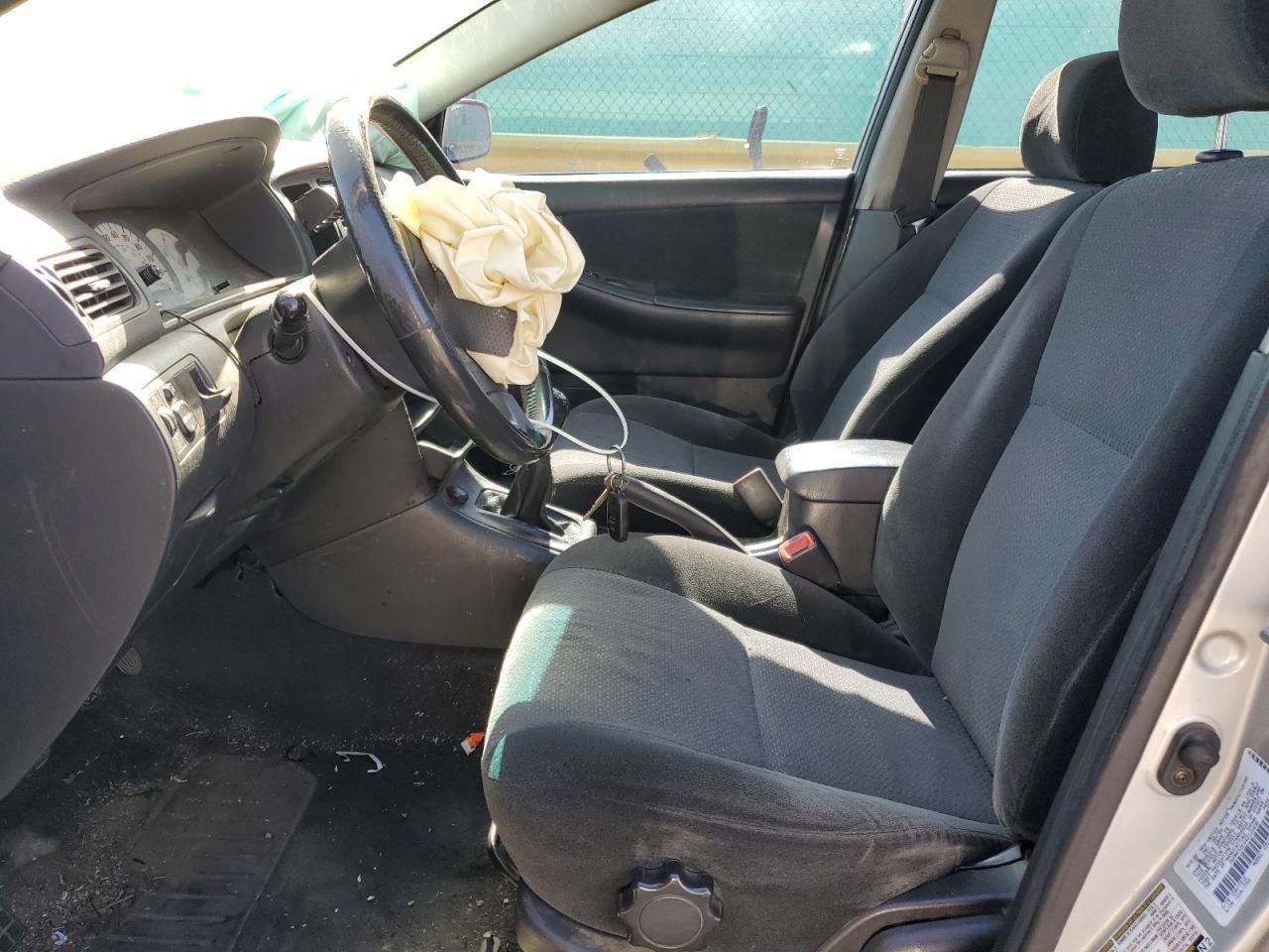 2004 TOYOTA COROLLA