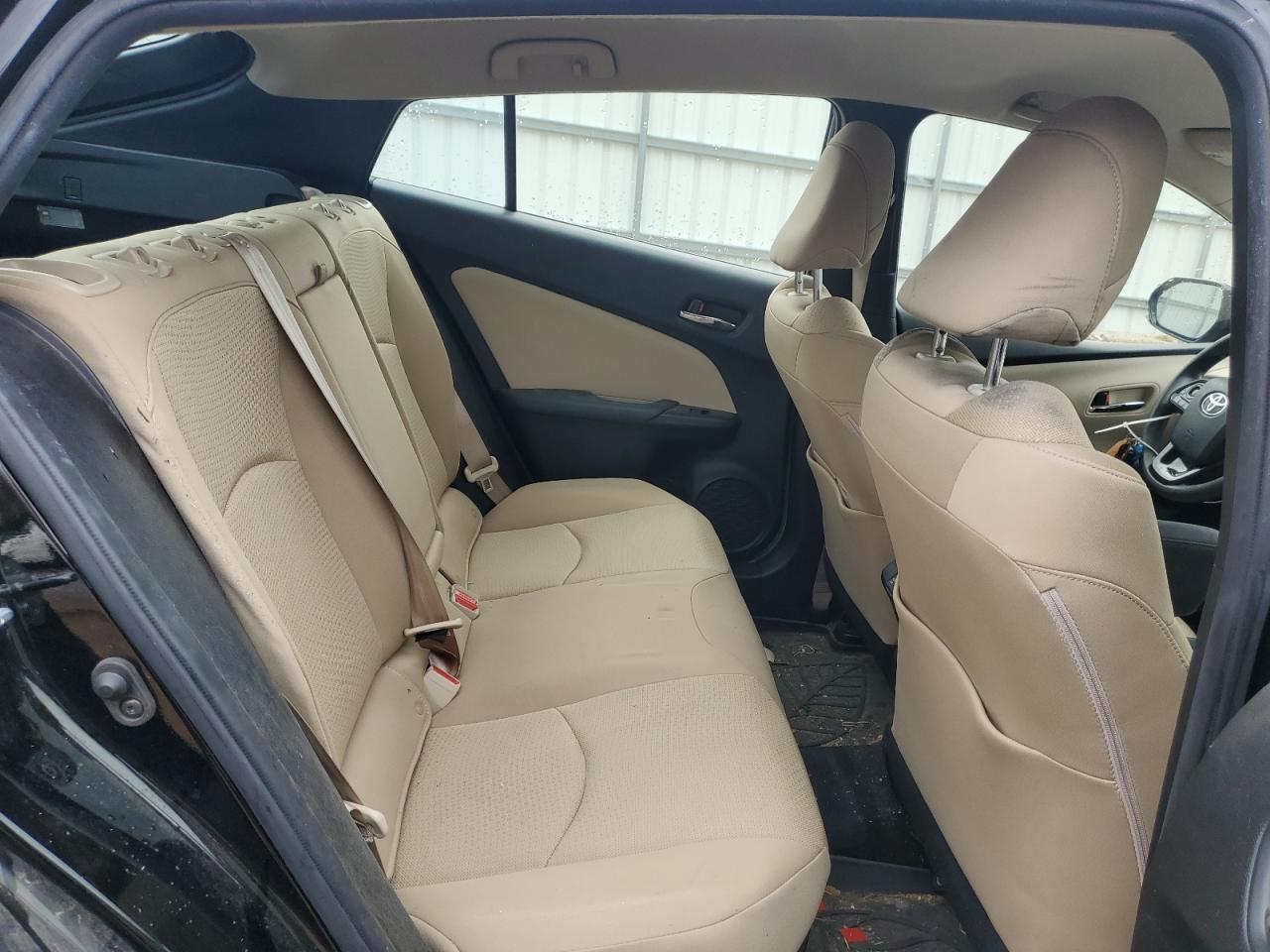 2019 TOYOTA PRIUS