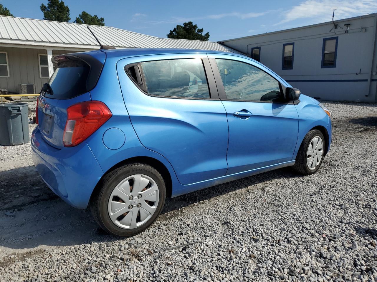 2017 CHEVROLET Spark