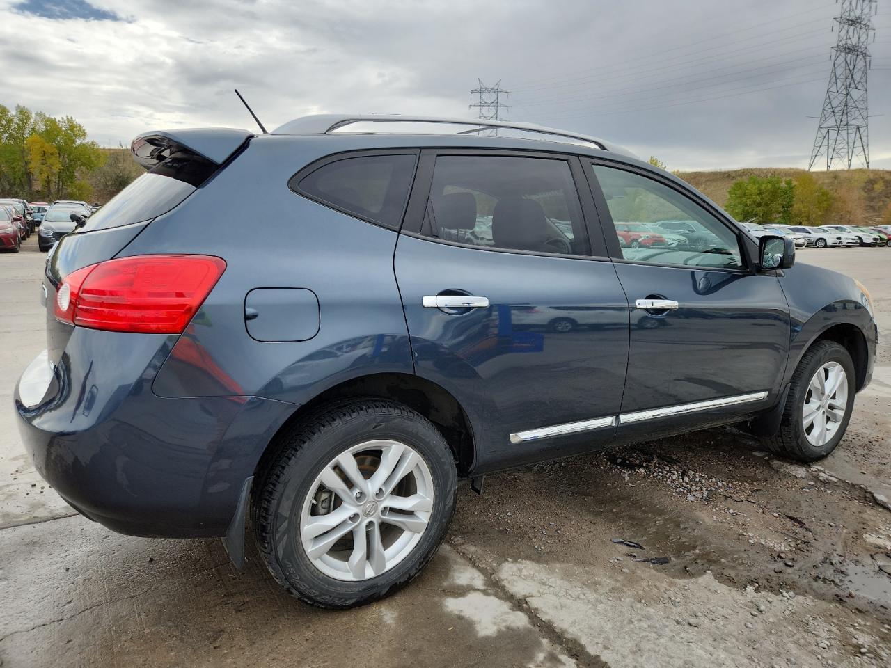 2012 NISSAN ROGUE