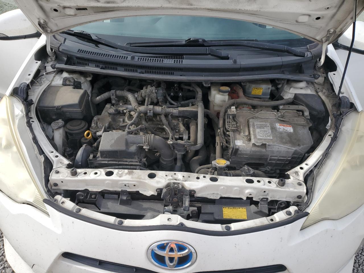 2013 TOYOTA Prius c
