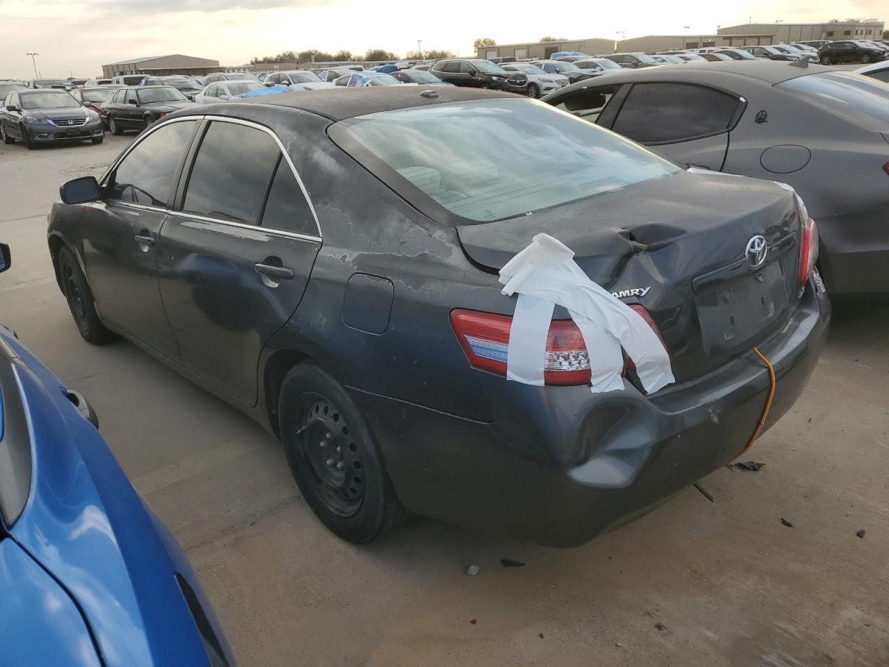 2011 TOYOTA CAMRY