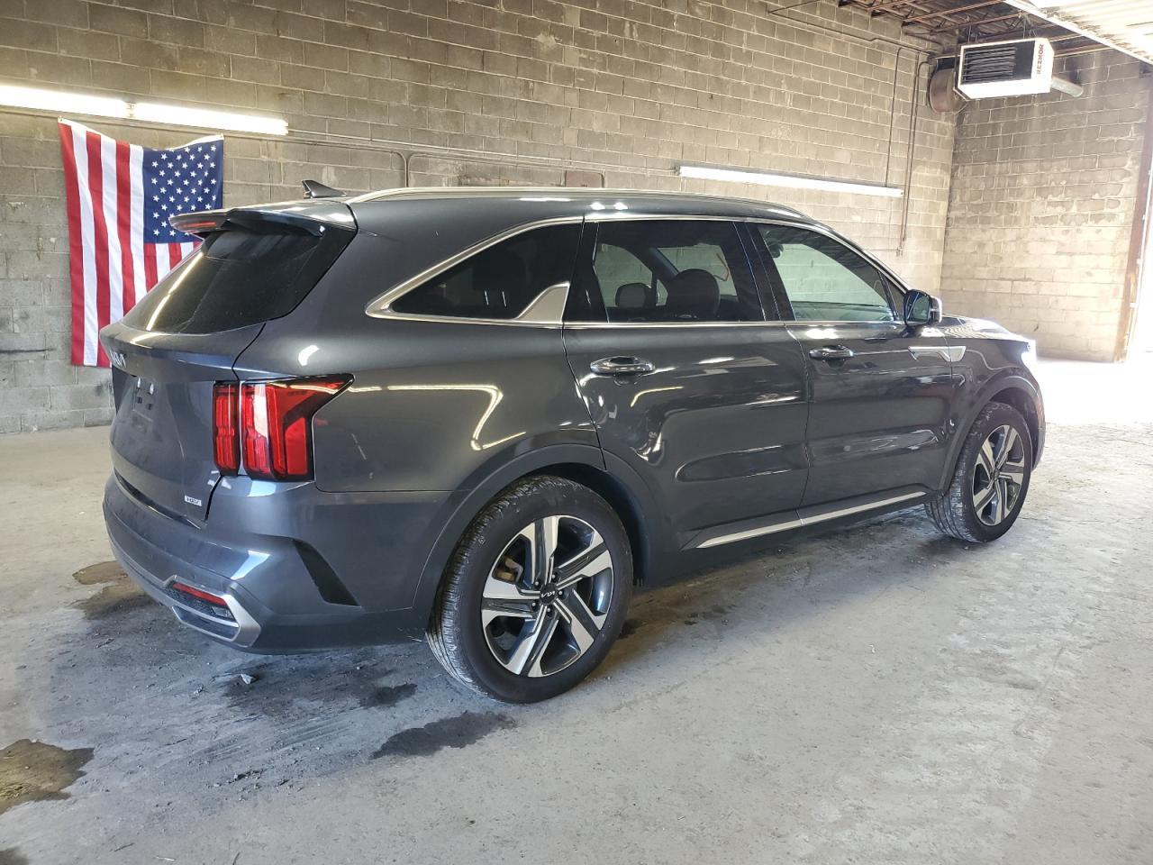 2023 KIA SORENTO