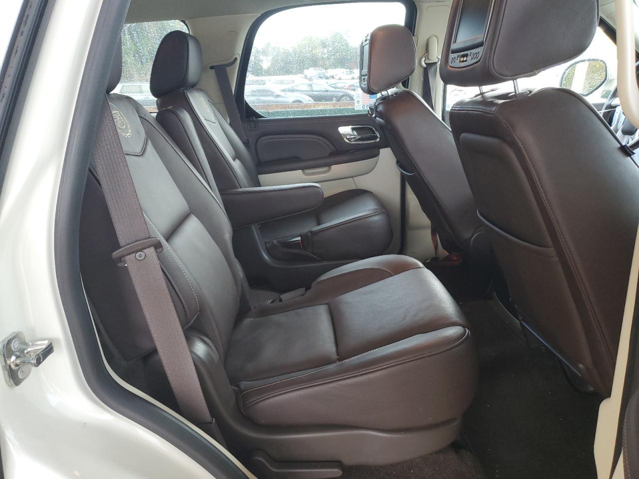 2014 CADILLAC ESCALADE