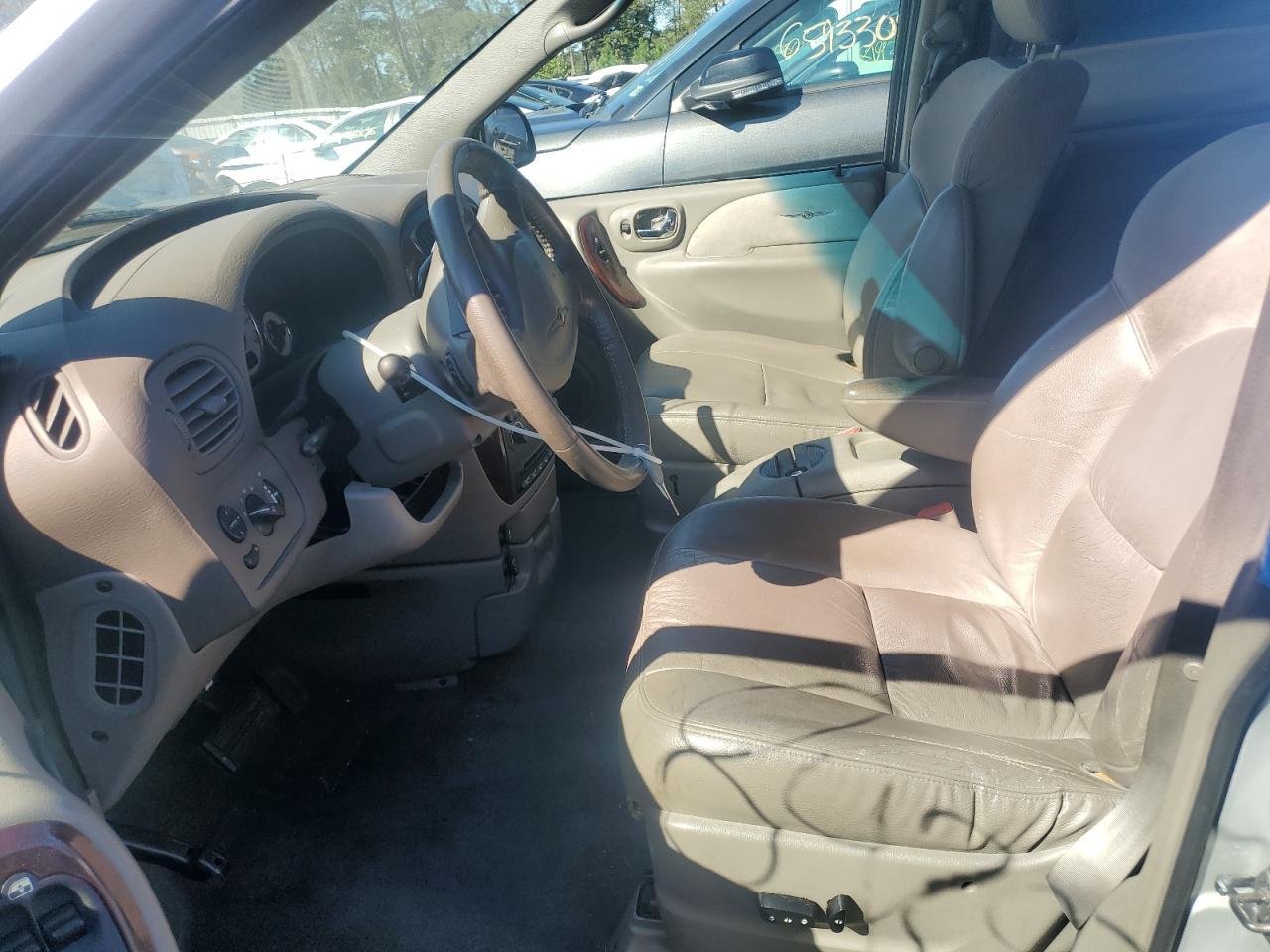 2001 CHRYSLER Town & Country