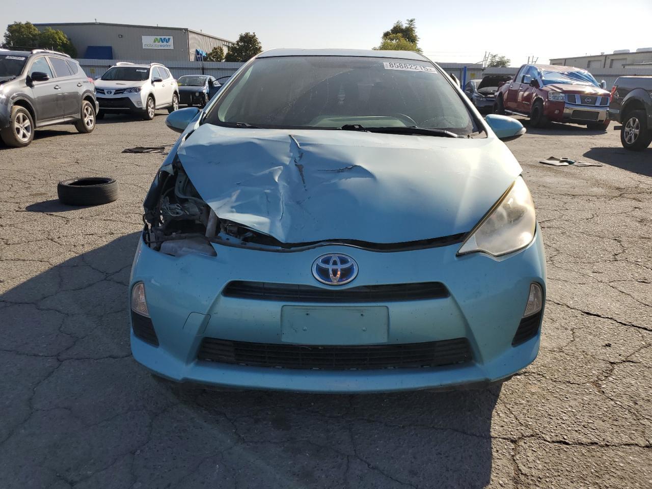 2013 TOYOTA Prius c