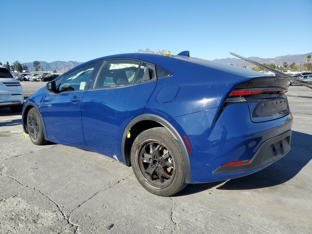 2024 TOYOTA PRIUS