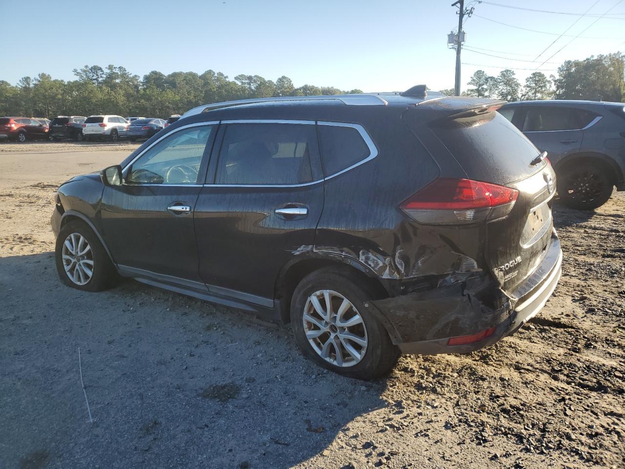 2018 NISSAN ROGUE