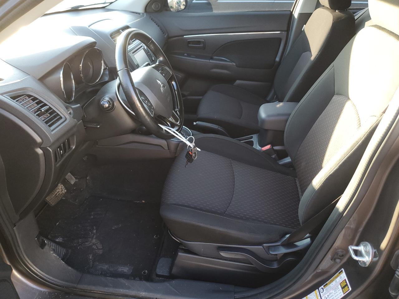2017 MITSUBISHI RVR