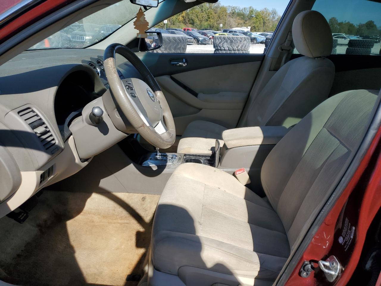 2010 NISSAN ALTIMA