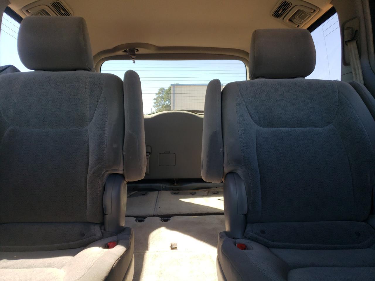 2005 TOYOTA SIENNA