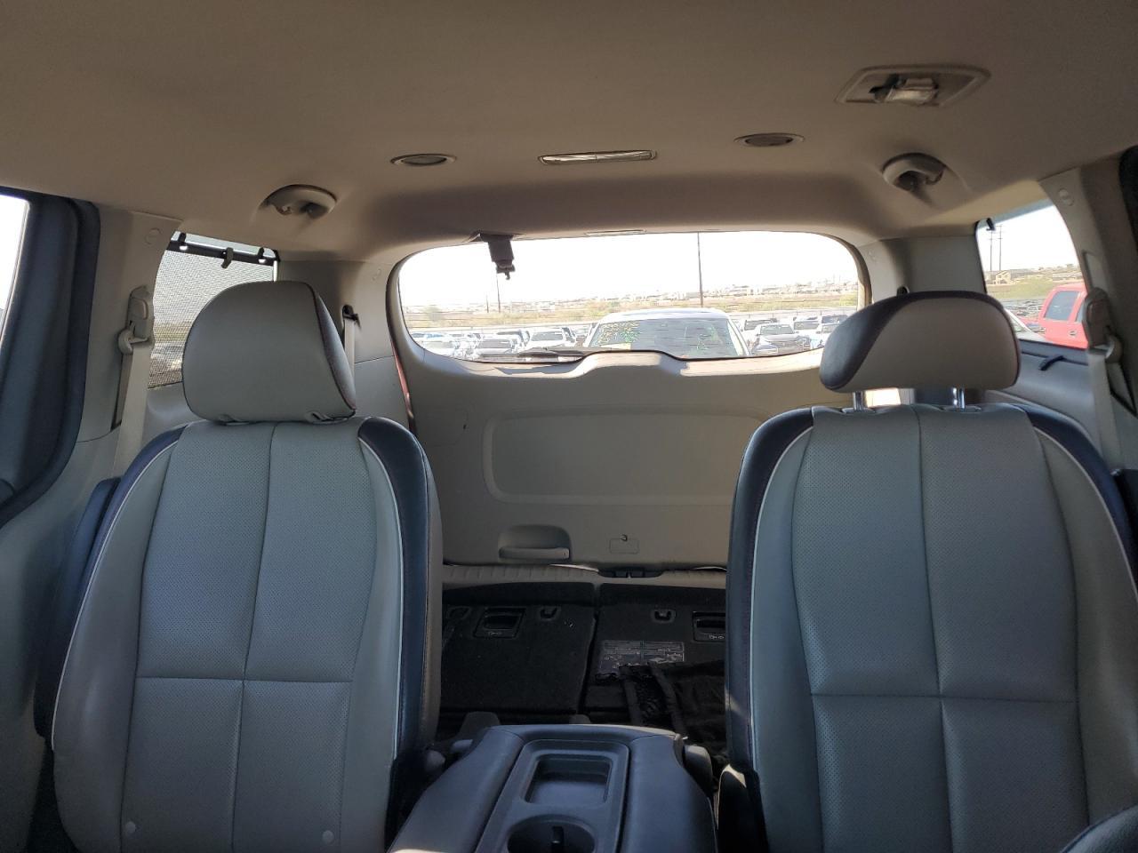 2017 KIA SEDONA