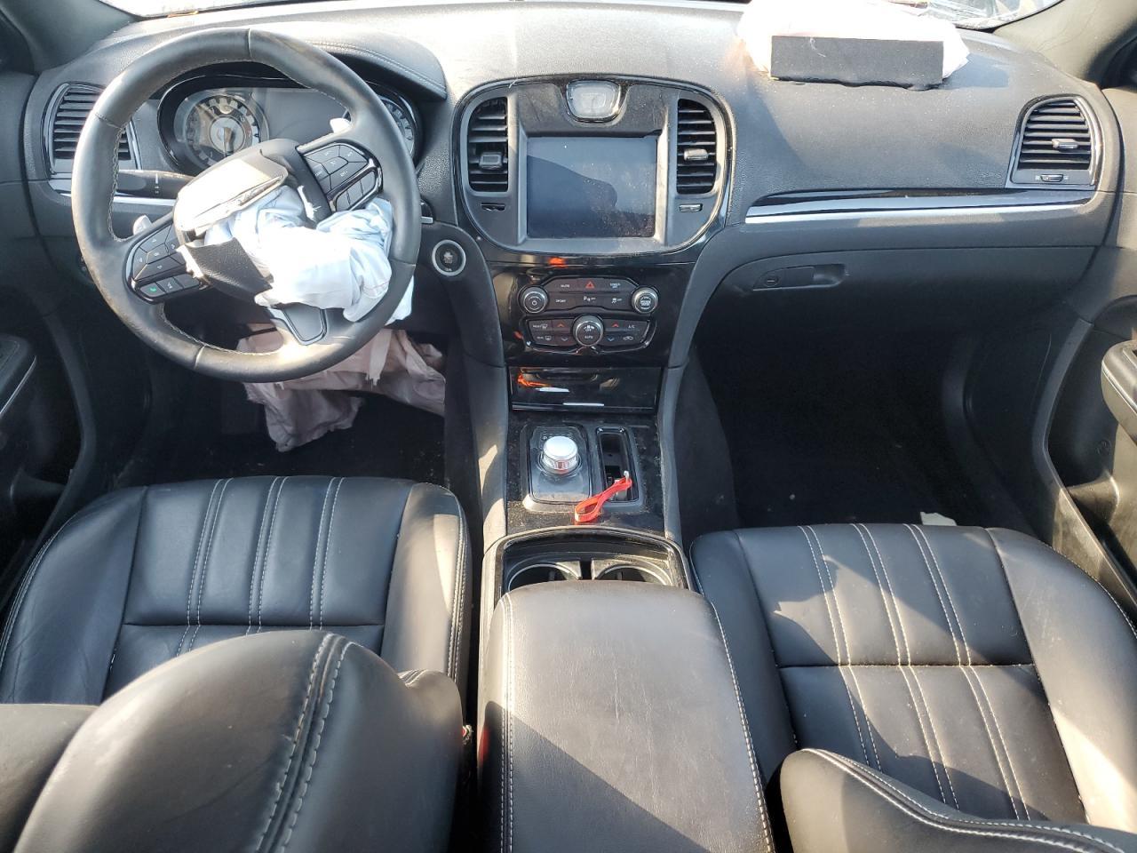 2018 CHRYSLER 300