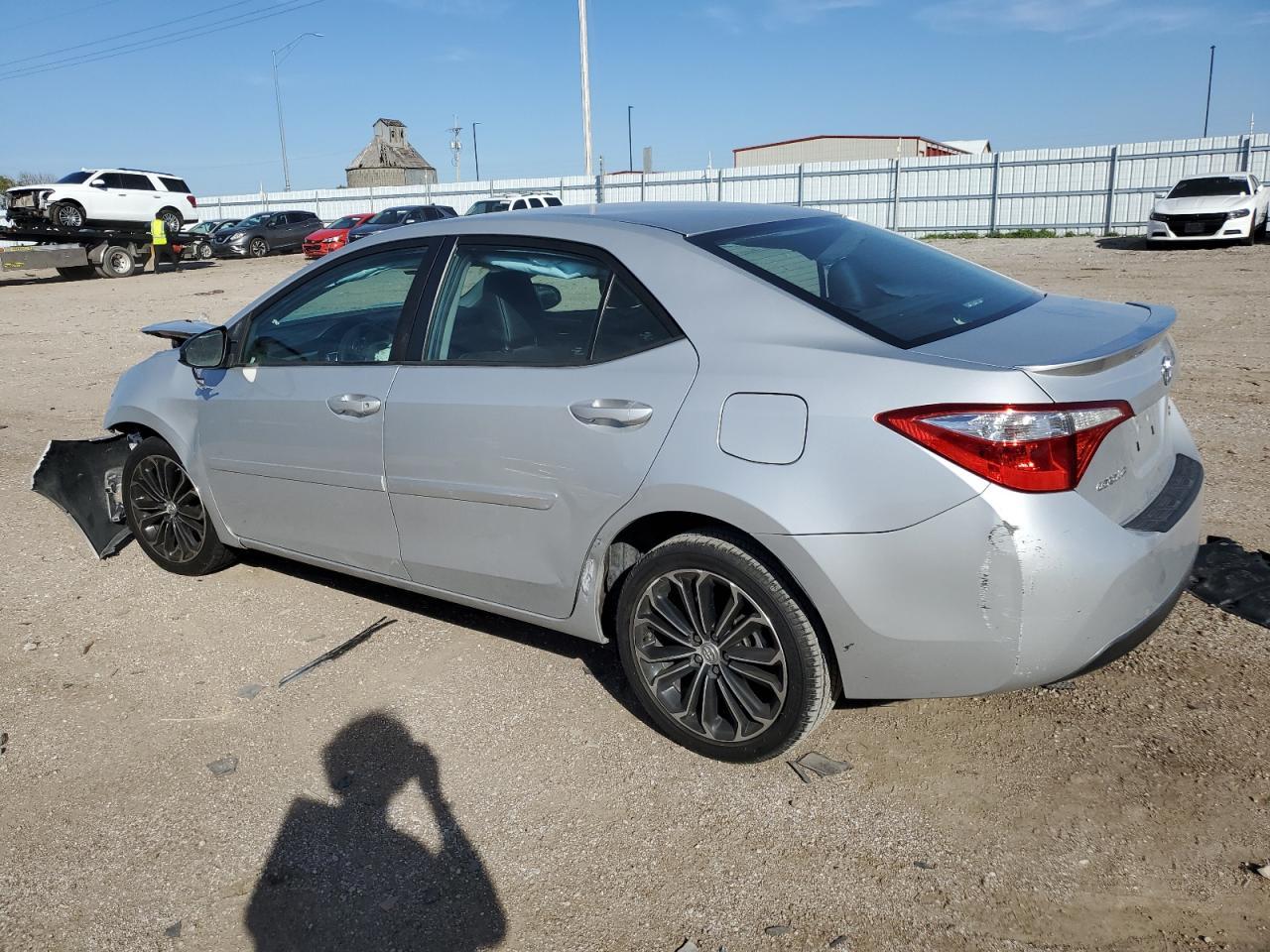 2016 TOYOTA COROLLA