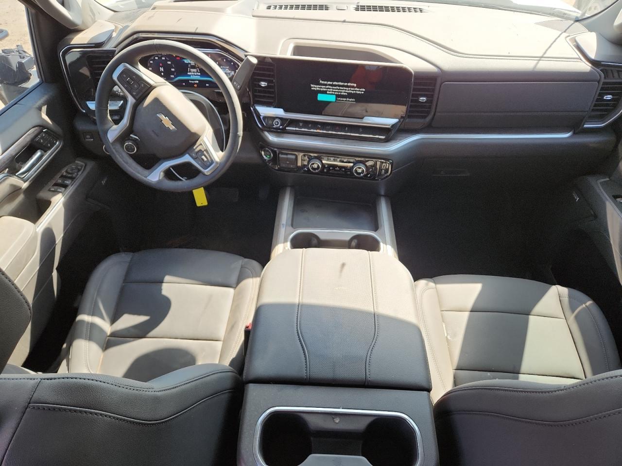 2025 CHEVROLET Silverado