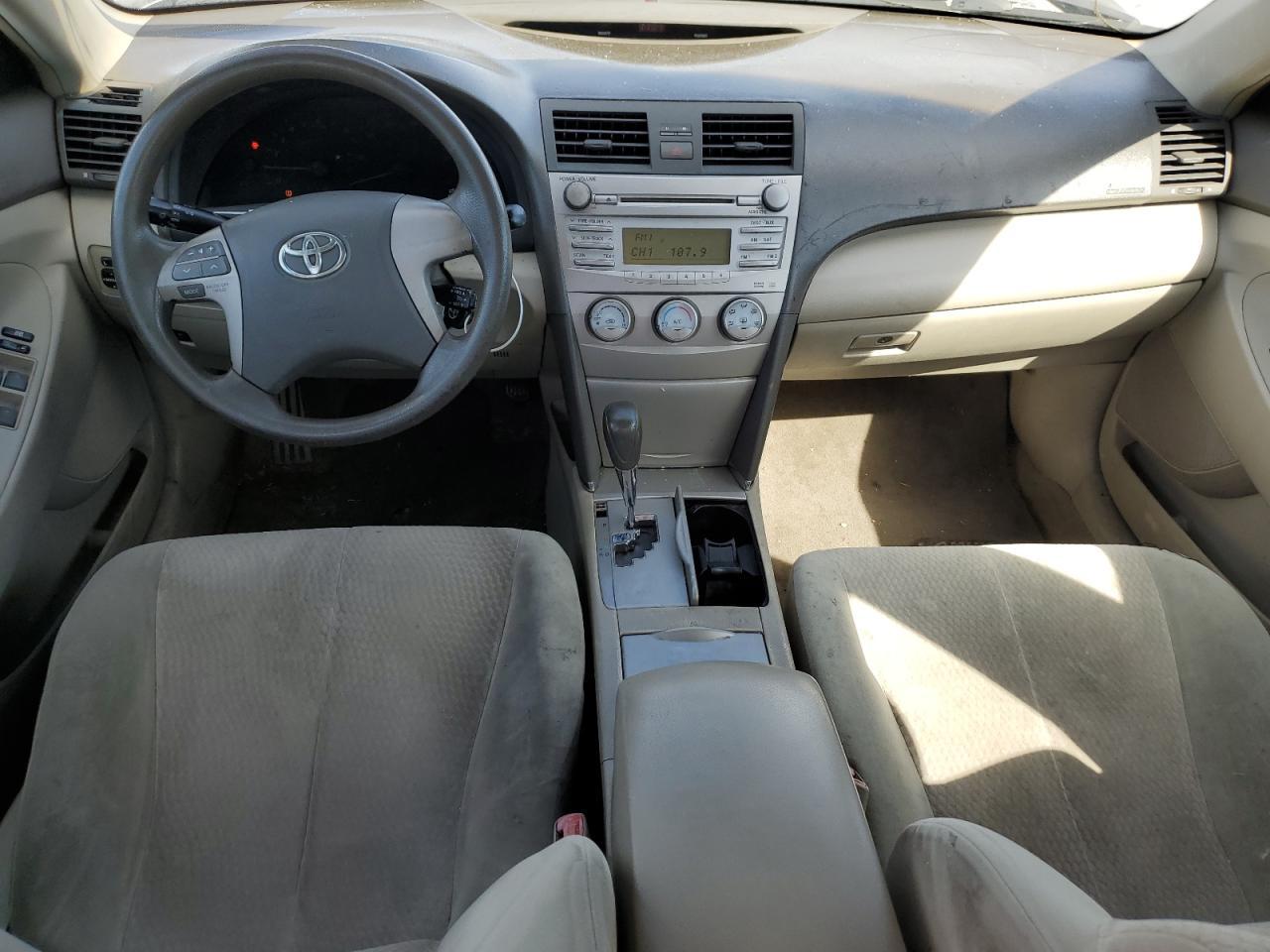2011 TOYOTA CAMRY