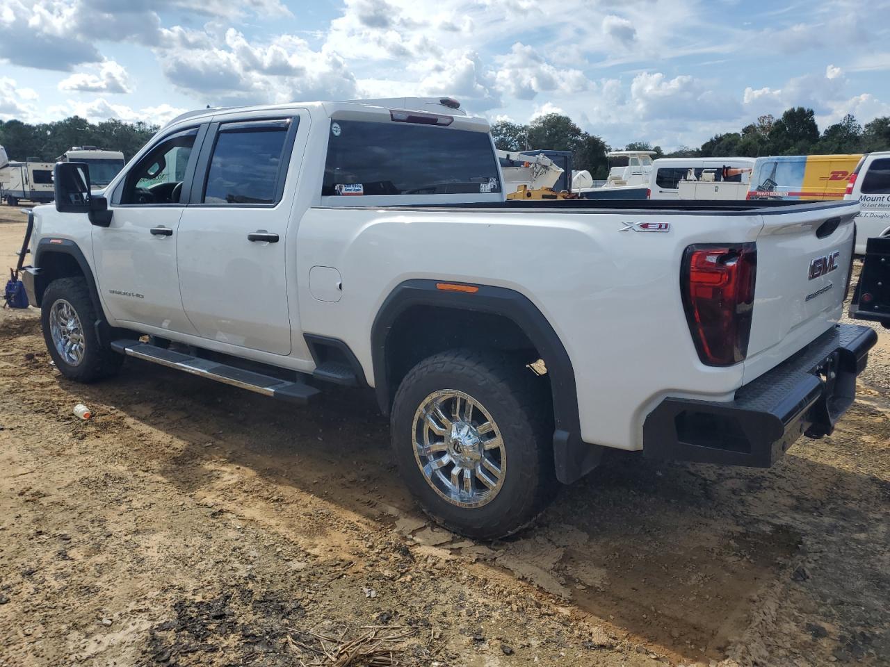 2023 GMC Sierra