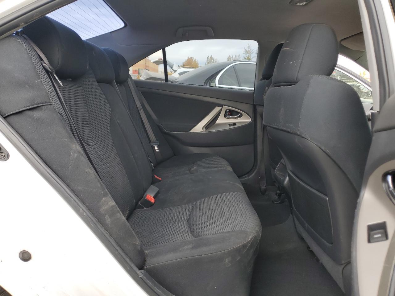 2010 TOYOTA CAMRY