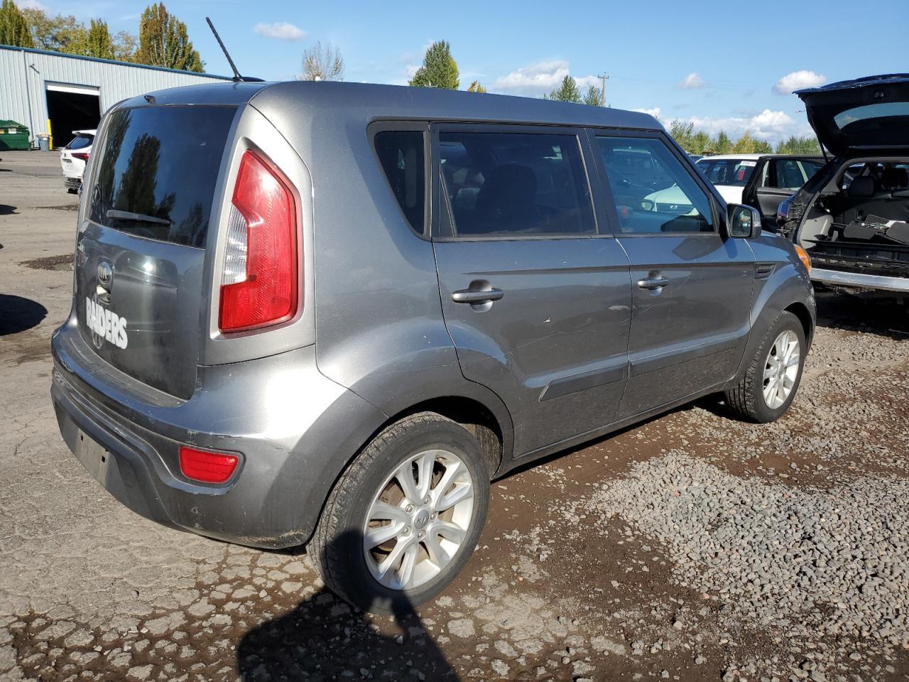 2013 KIA SOUL