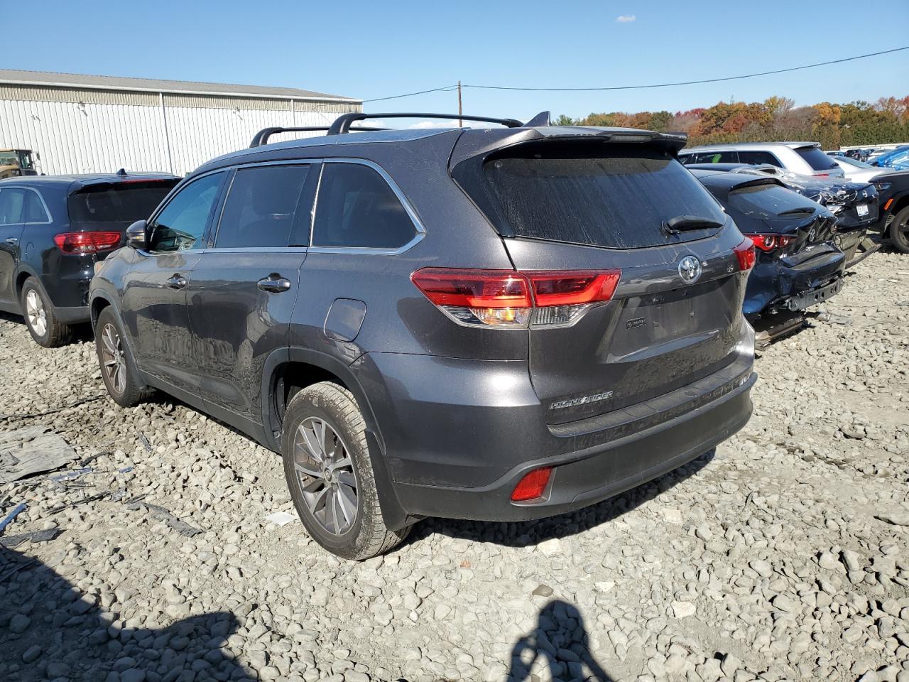 2019 TOYOTA HIGHLANDER