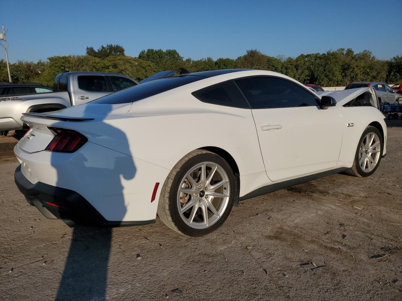 2024 FORD MUSTANG