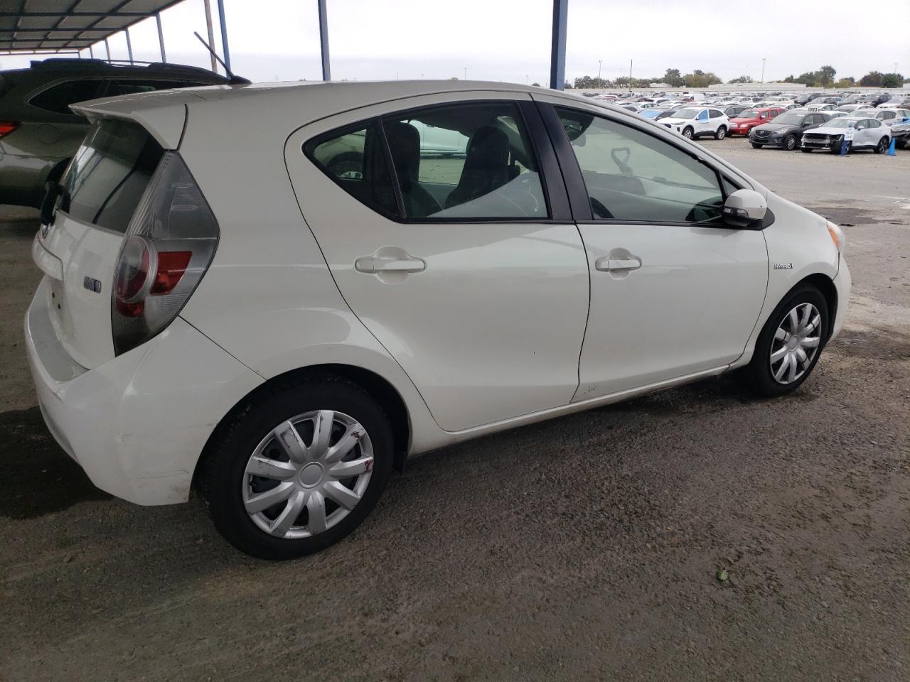 2014 TOYOTA Prius c
