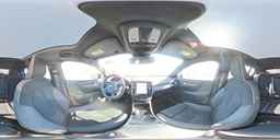 2023 VOLVO C40