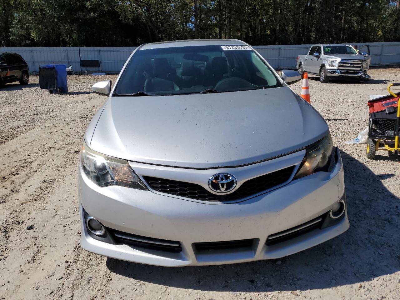 2014 TOYOTA CAMRY