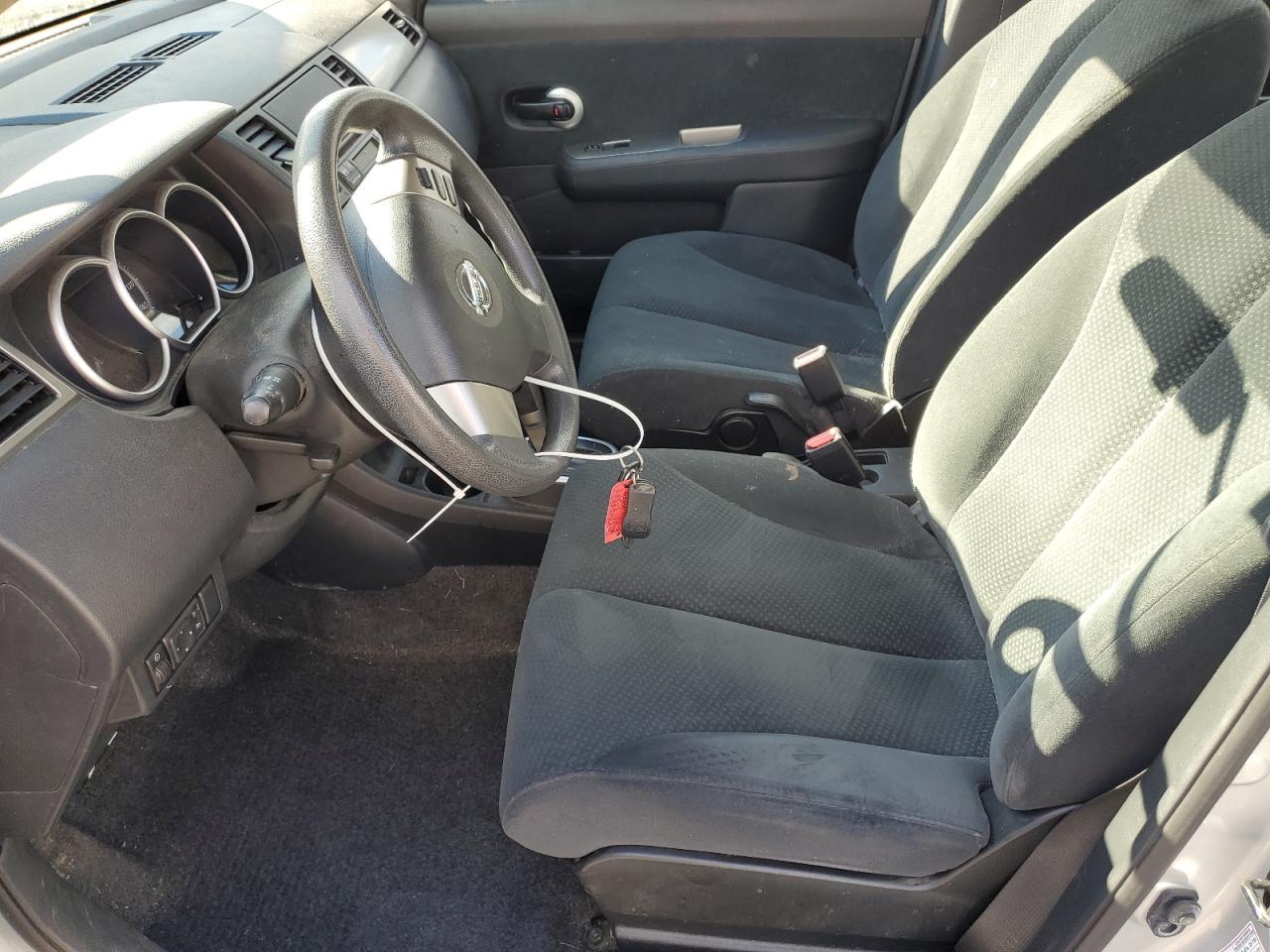 2011 NISSAN VERSA