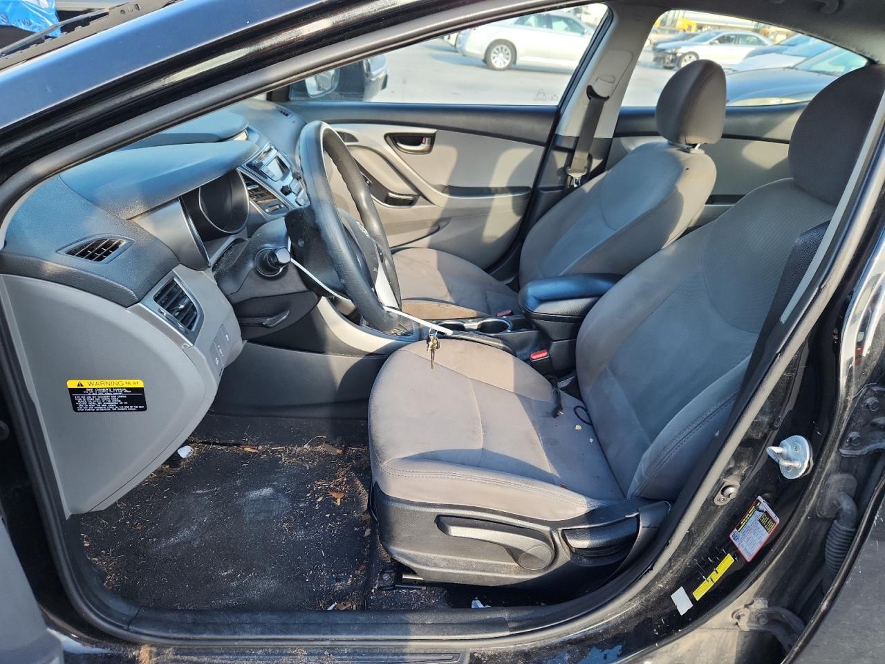 2016 HYUNDAI ELANTRA