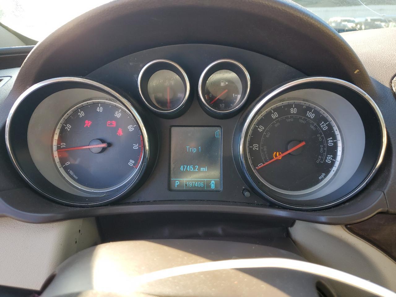 2011 BUICK Regal