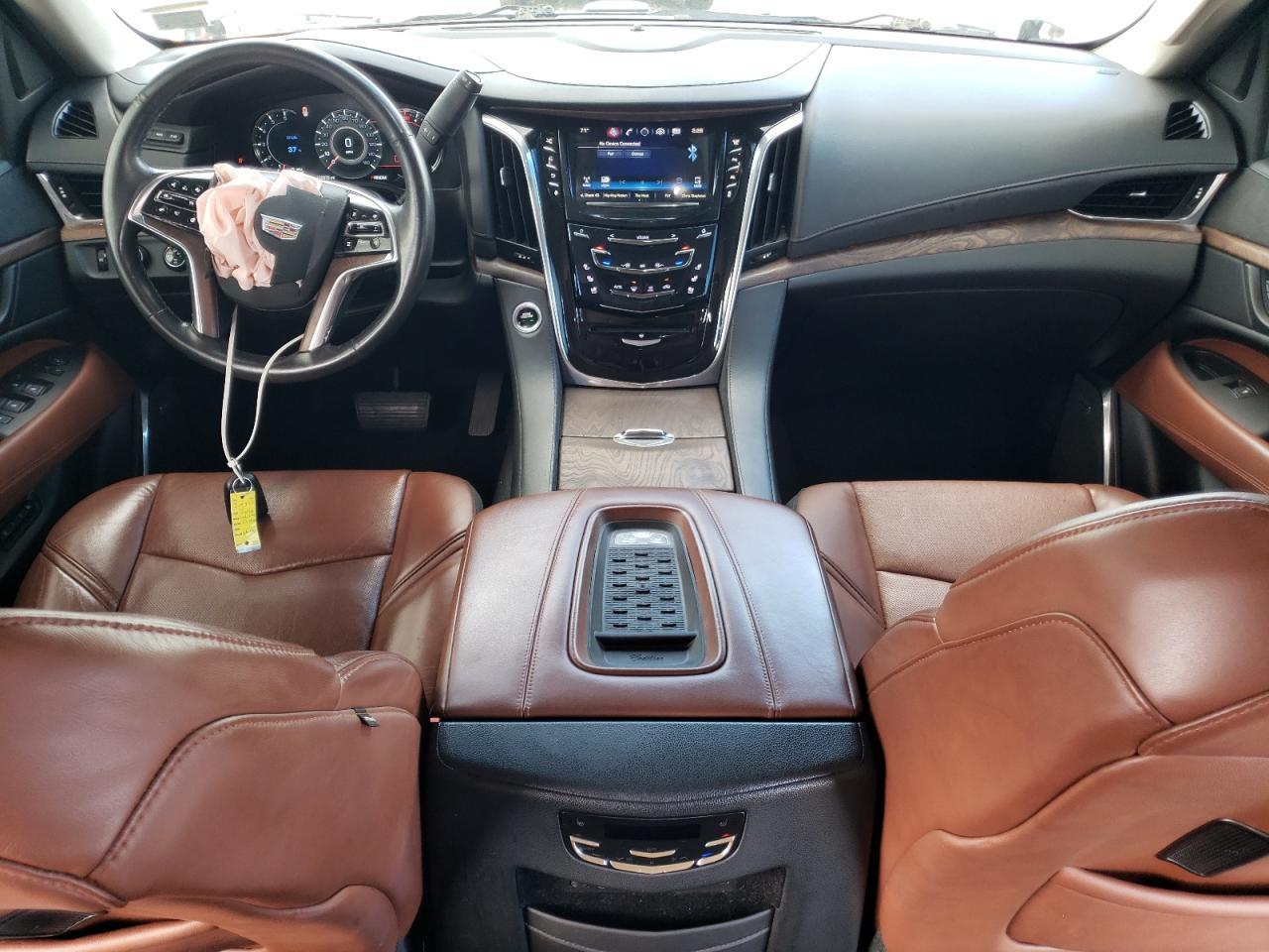 2016 CADILLAC ESCALADE