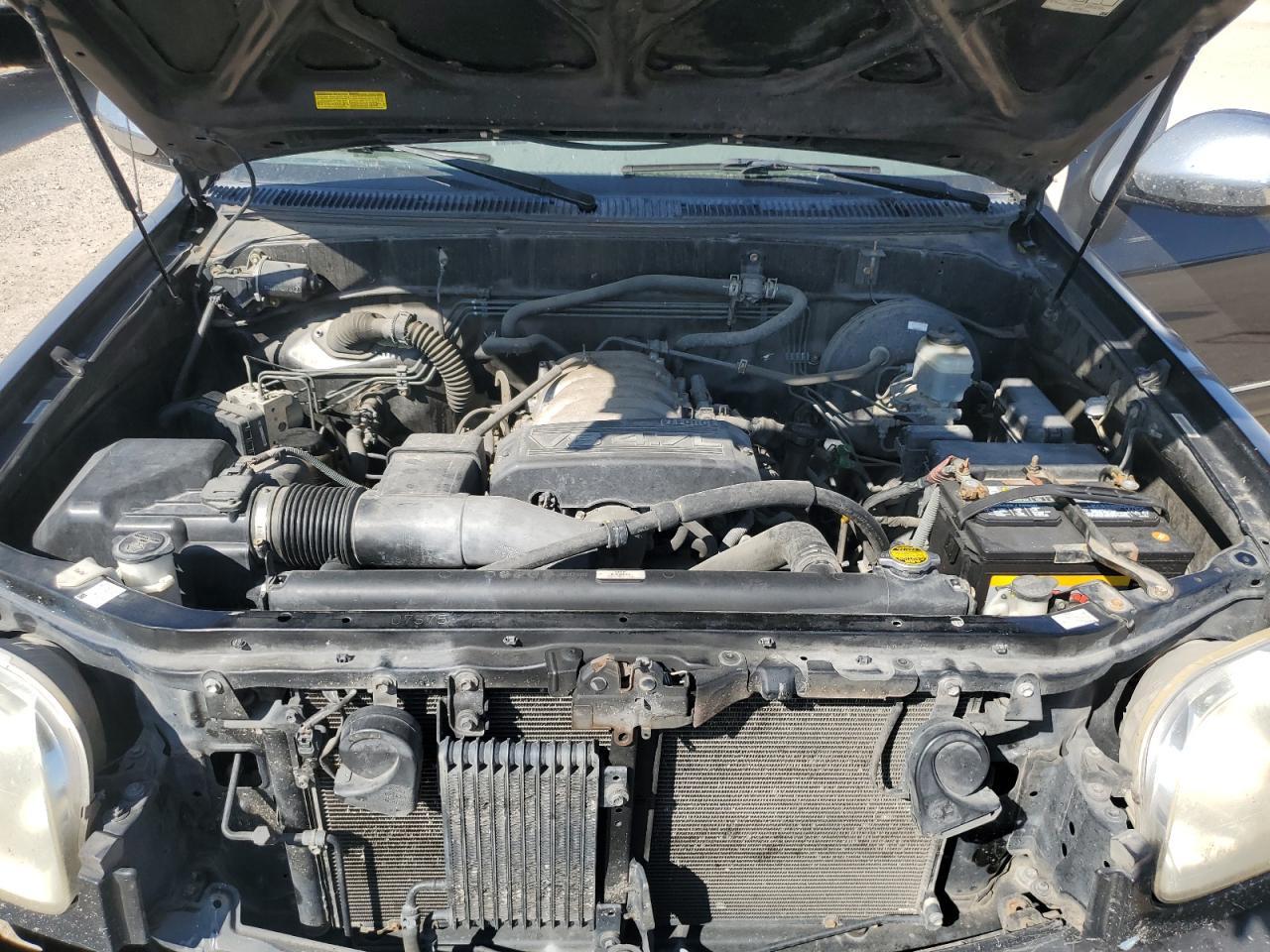 2004 TOYOTA TUNDRA