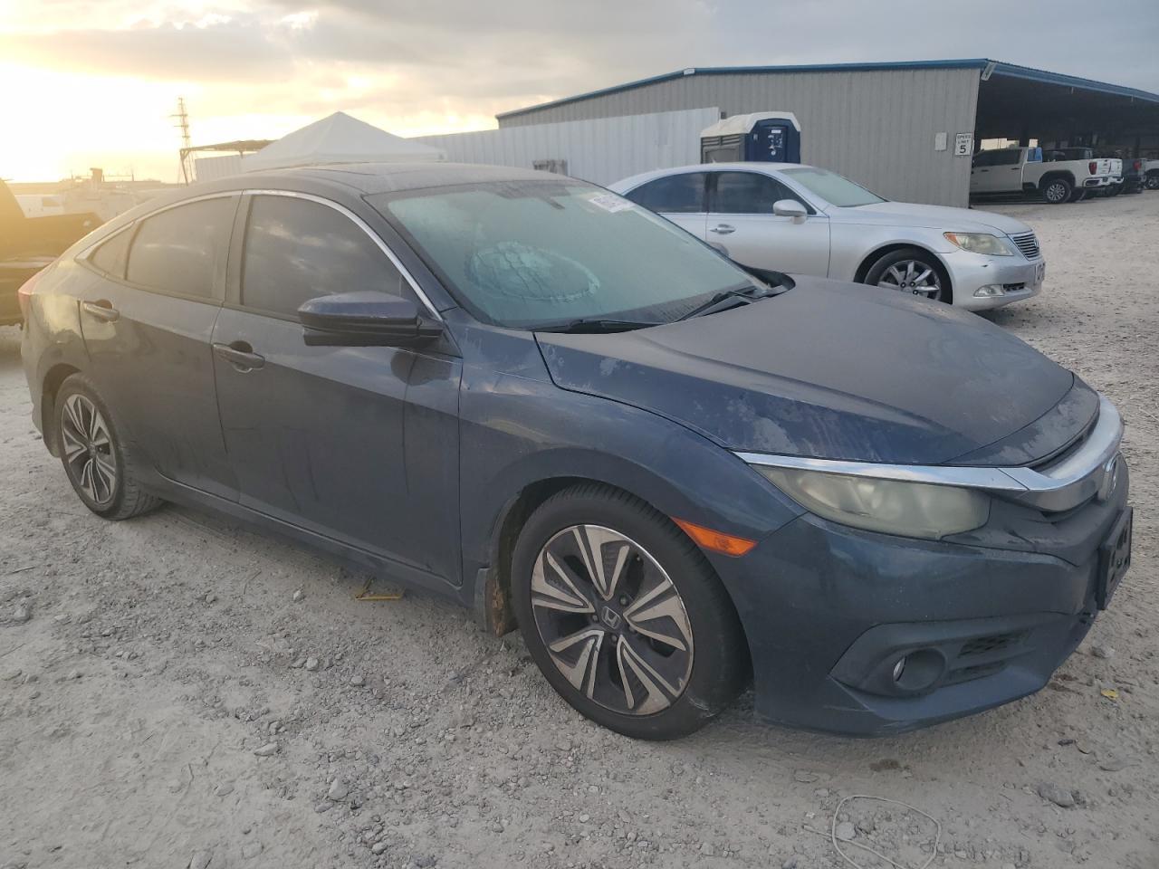 2016 HONDA CIVIC