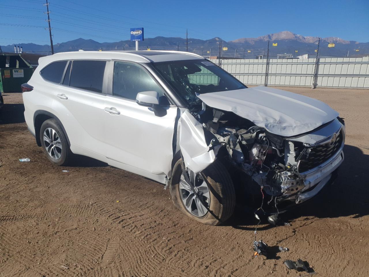 2024 TOYOTA HIGHLANDER