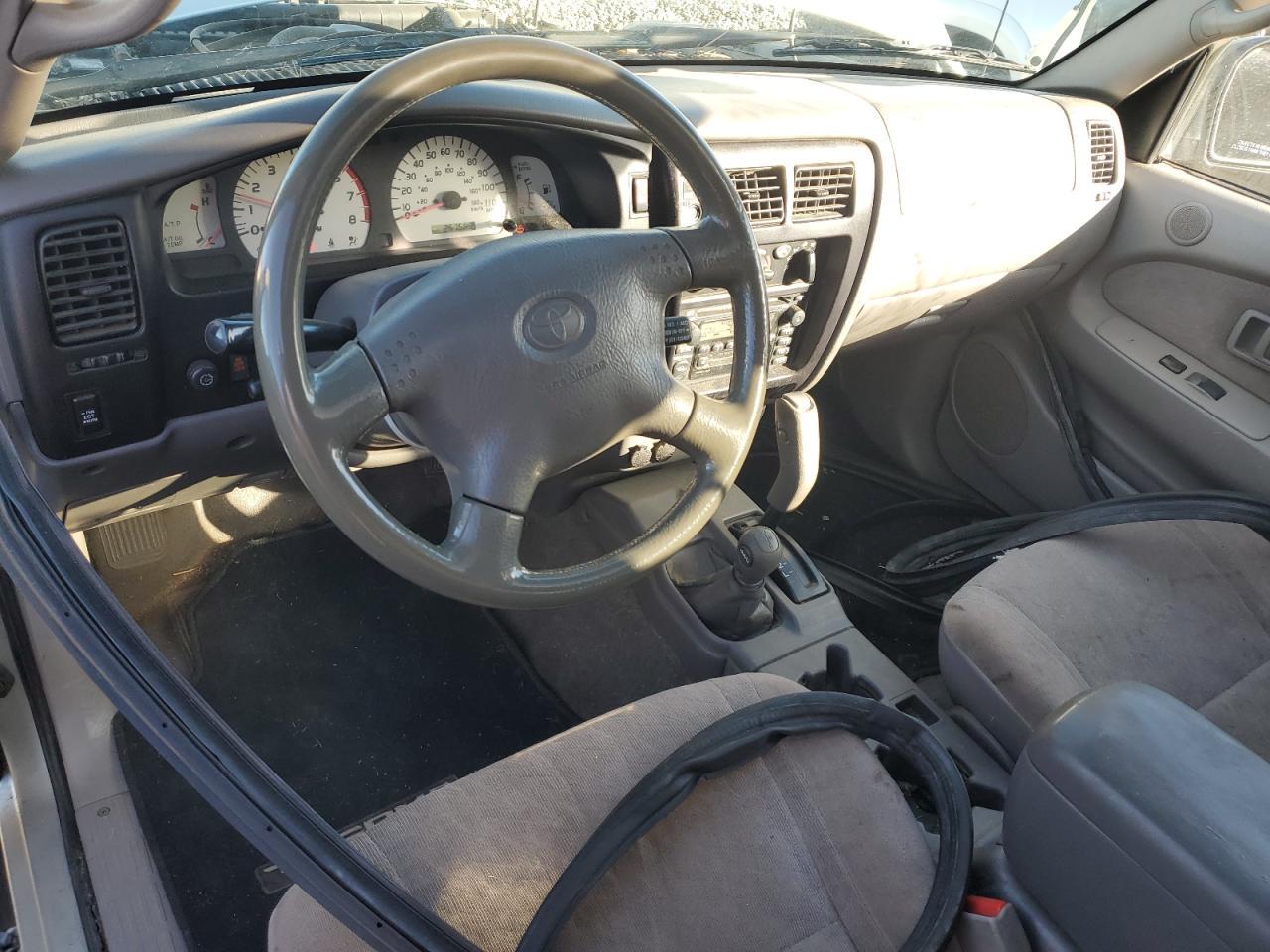 2002 TOYOTA TACOMA