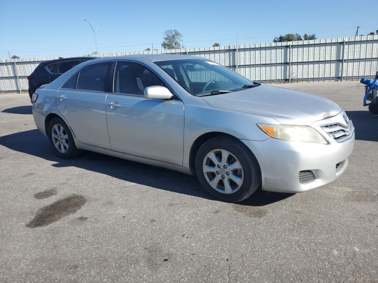 2011 TOYOTA CAMRY