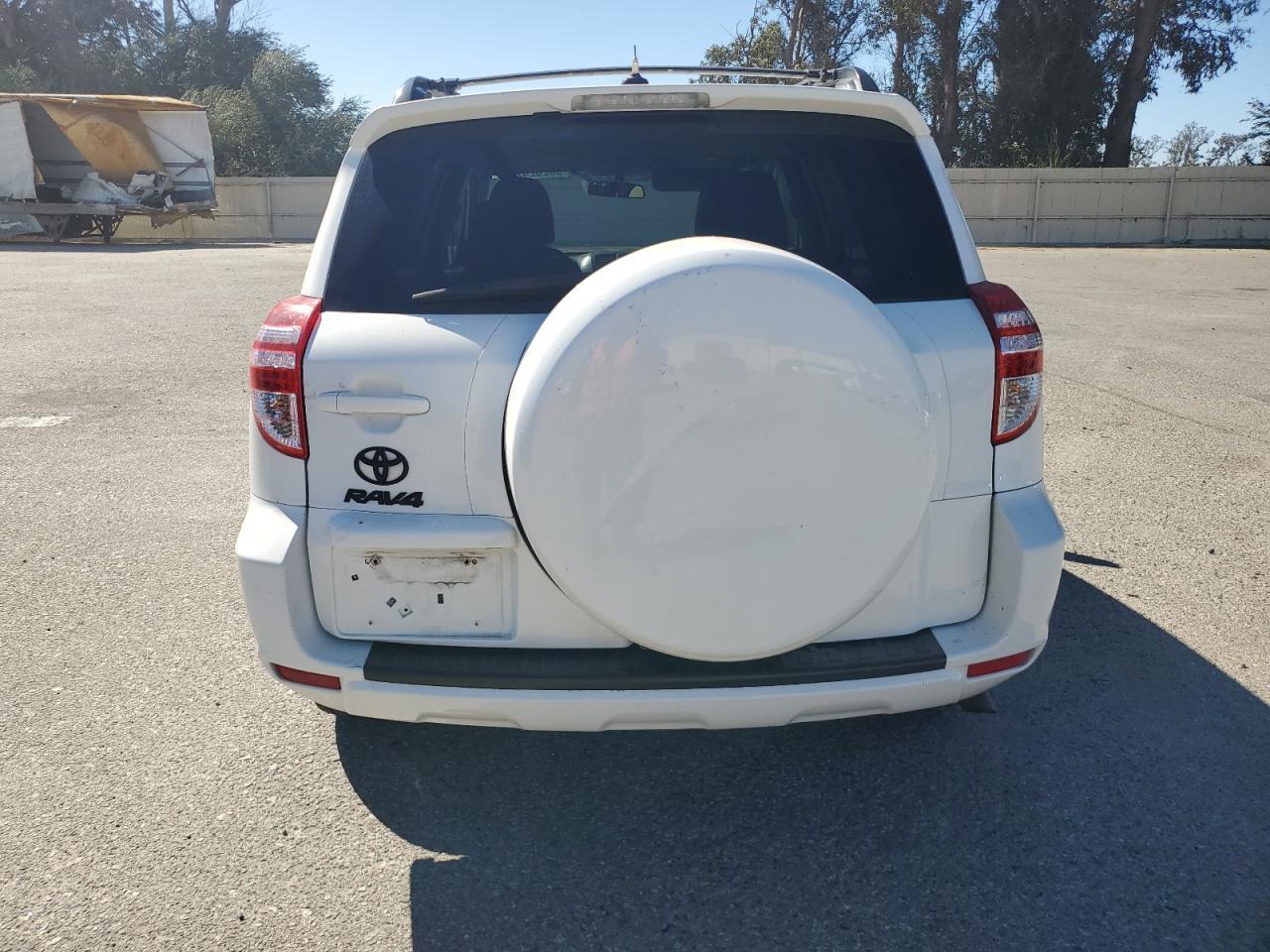 2012 TOYOTA RAV4