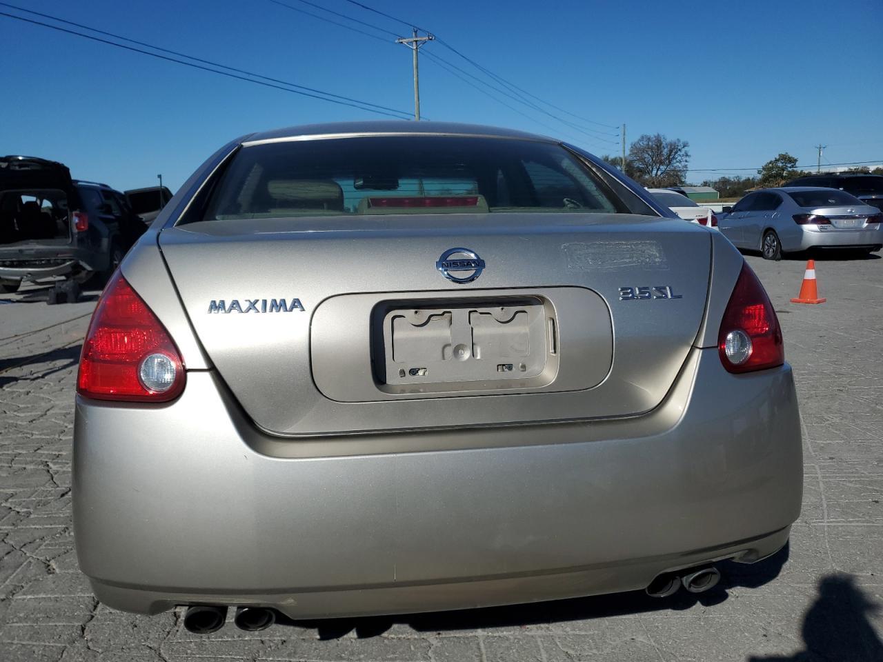 2006 NISSAN Maxima