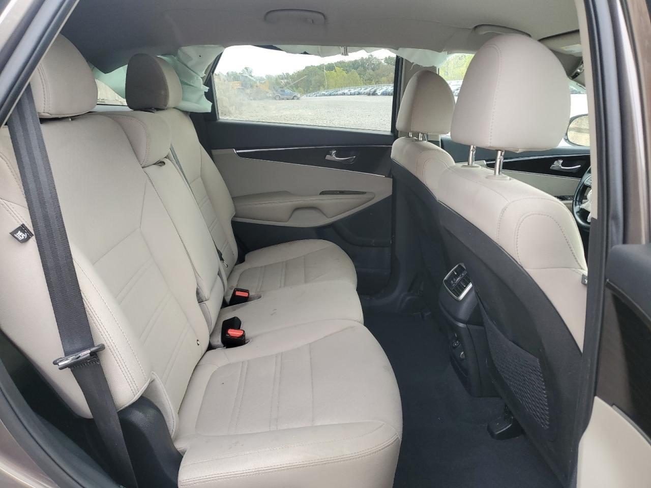 2019 KIA SORENTO