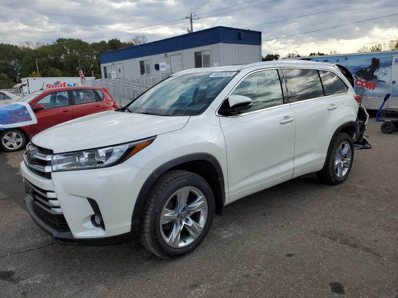 2019 TOYOTA HIGHLANDER