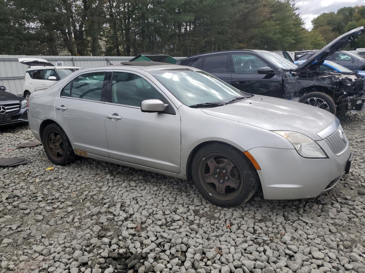 2010 MERCURY Milan