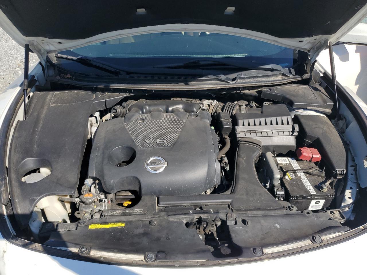 2014 NISSAN Maxima