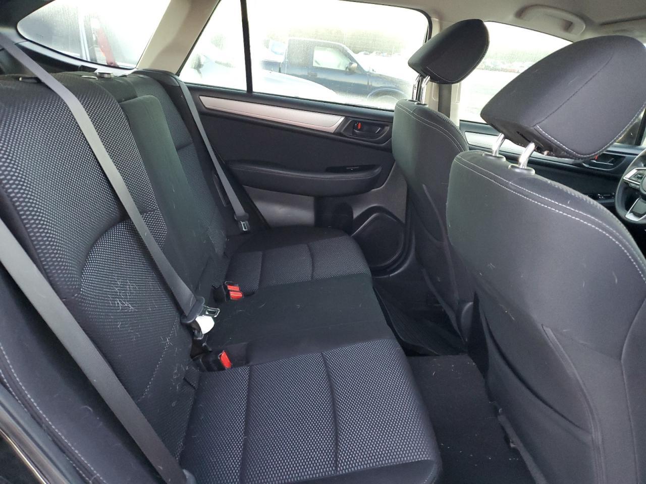 2019 SUBARU Outback