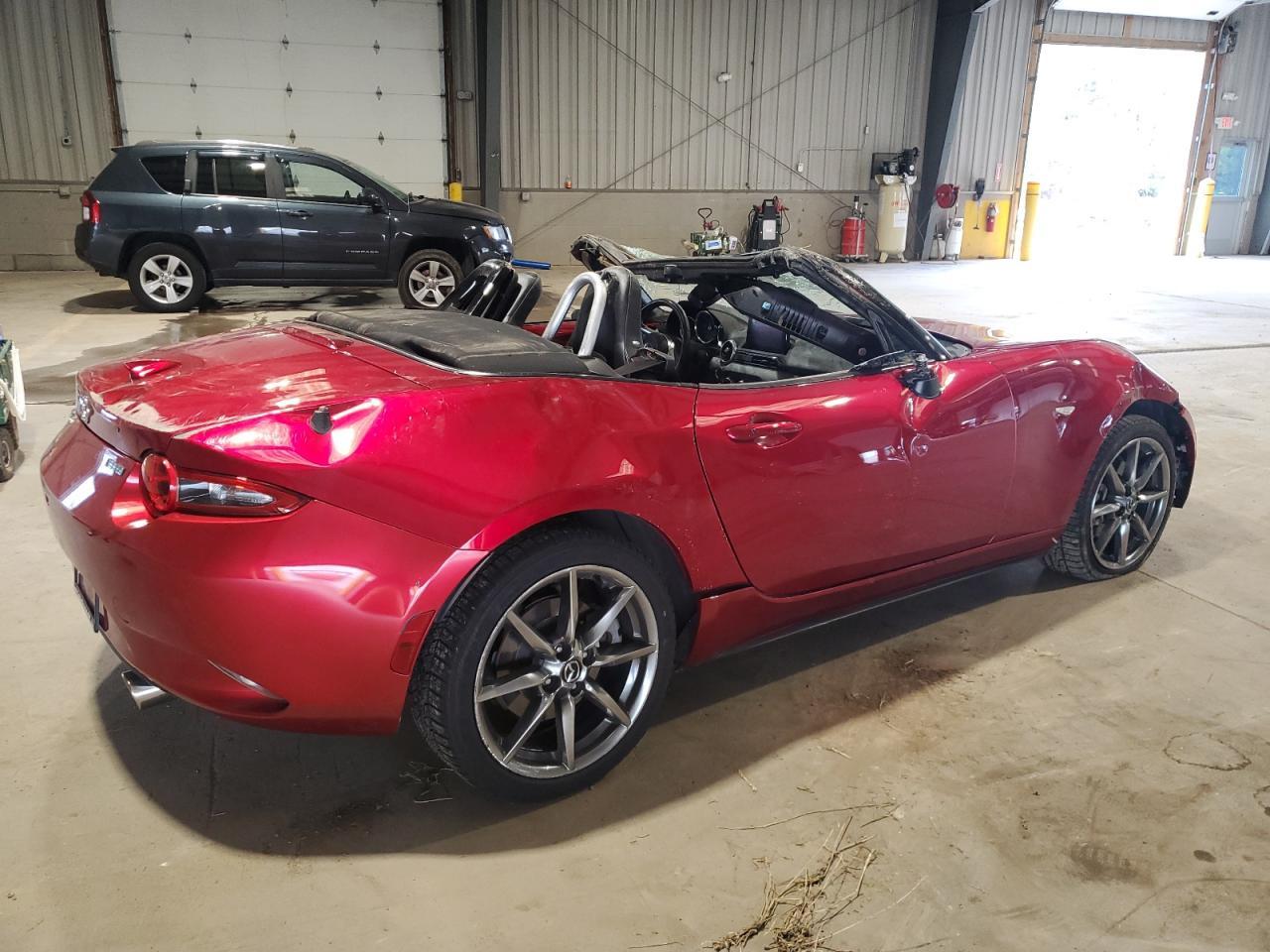 2021 MAZDA MX-5 Miata