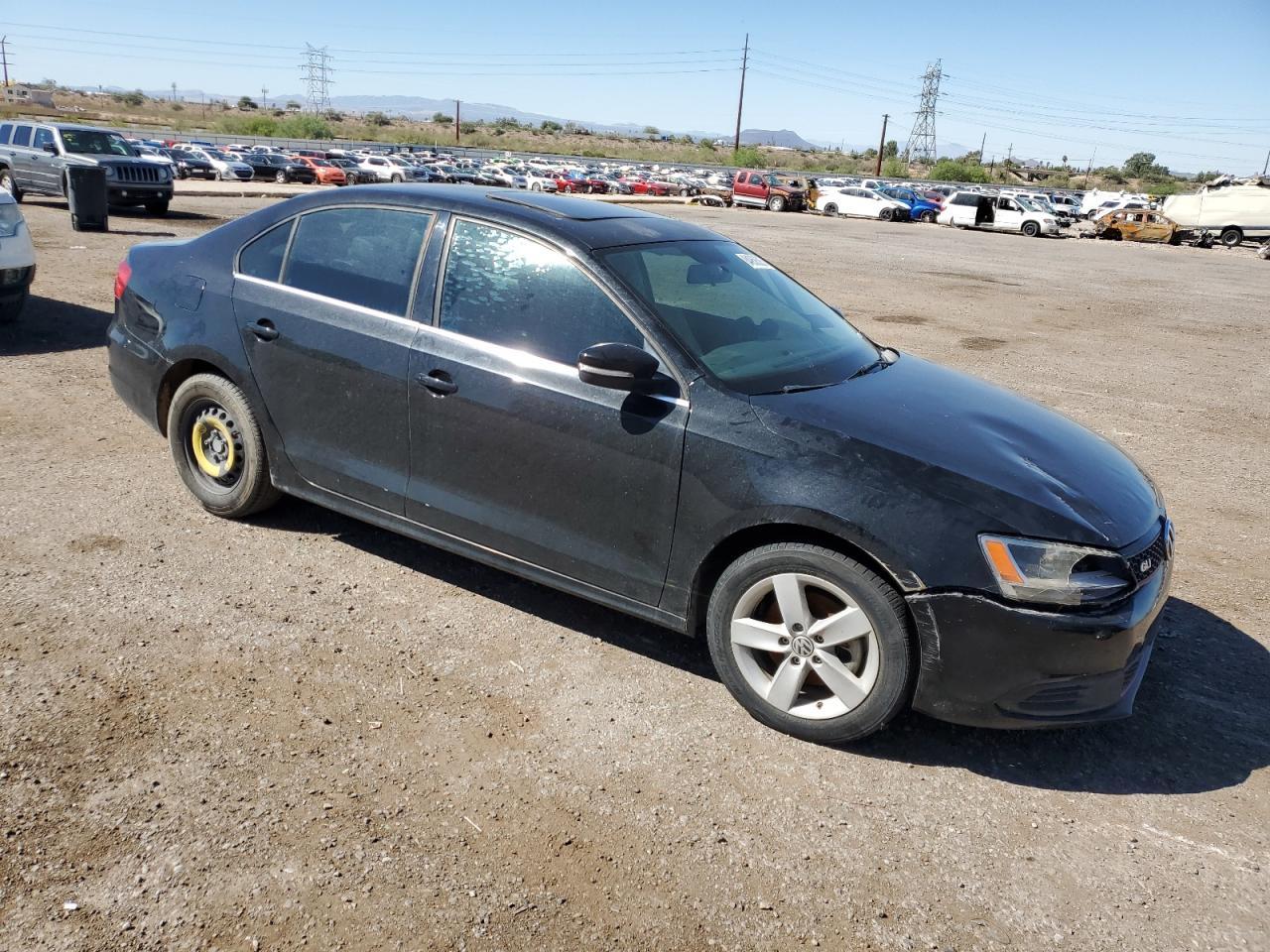 2013 VOLKSWAGEN JETTA