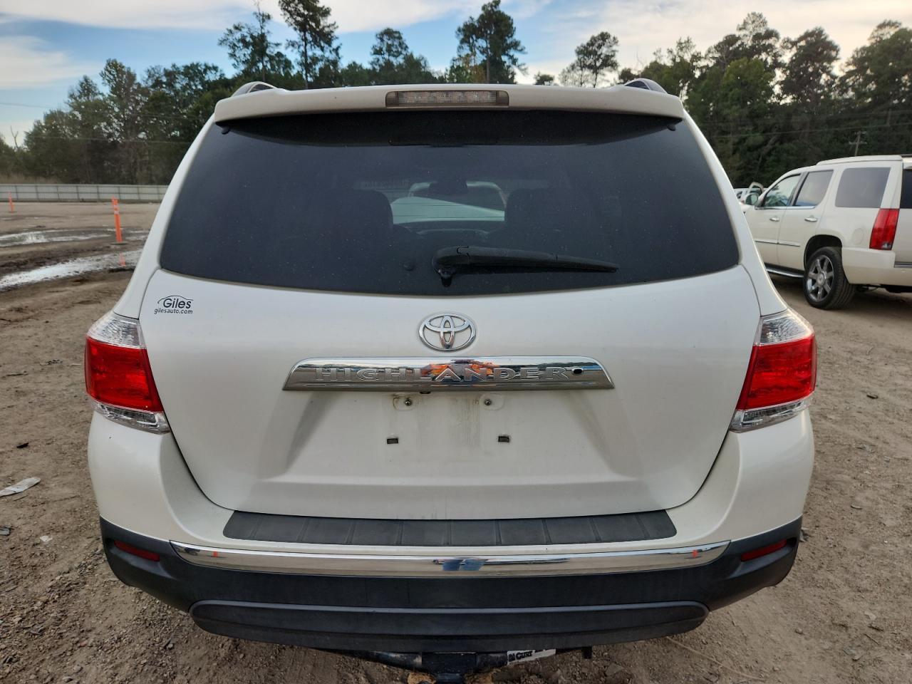 2013 TOYOTA HIGHLANDER