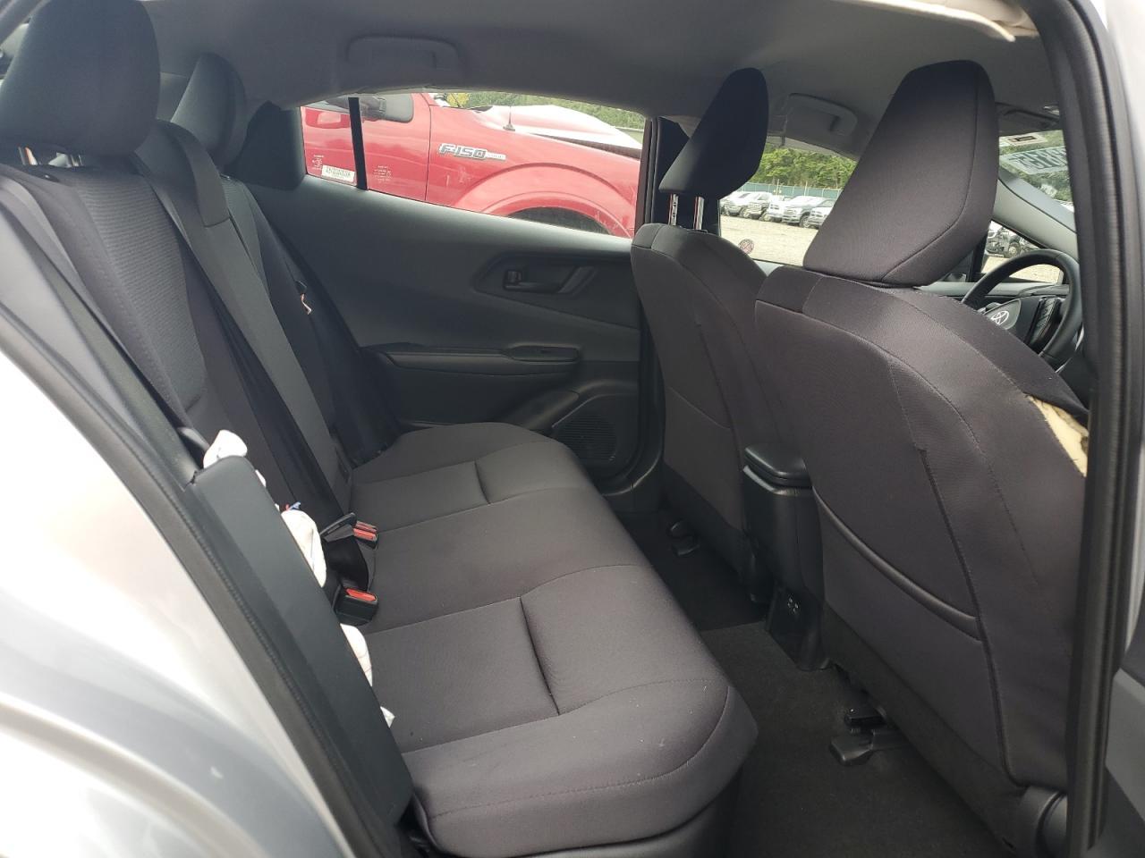 2025 TOYOTA PRIUS