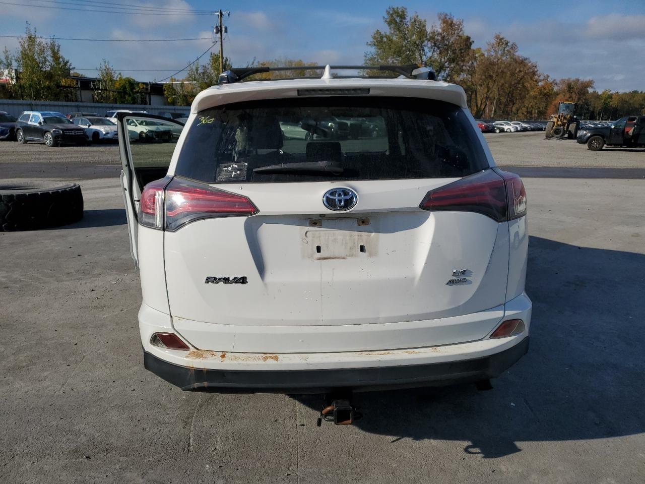2016 TOYOTA RAV4